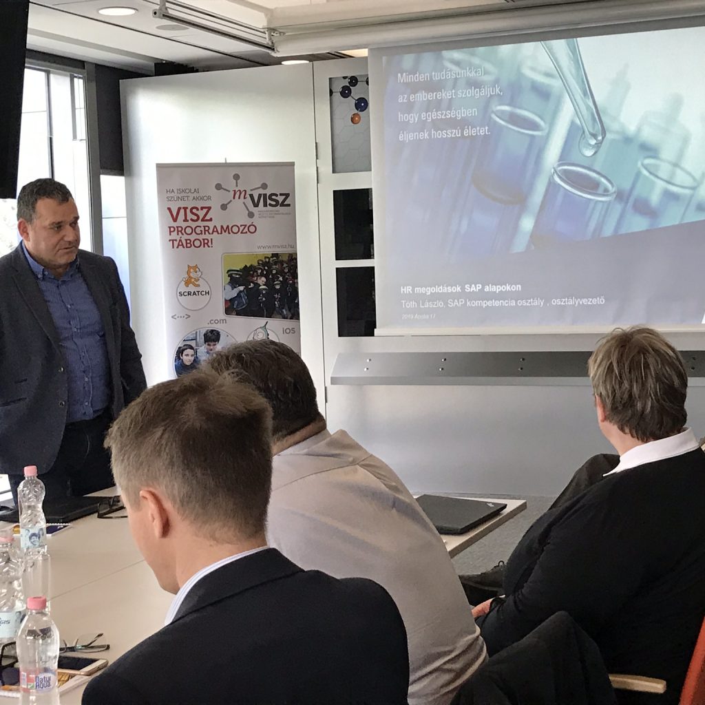 18F779E7-FE30-4DF1-8B13-534A5D7468A5