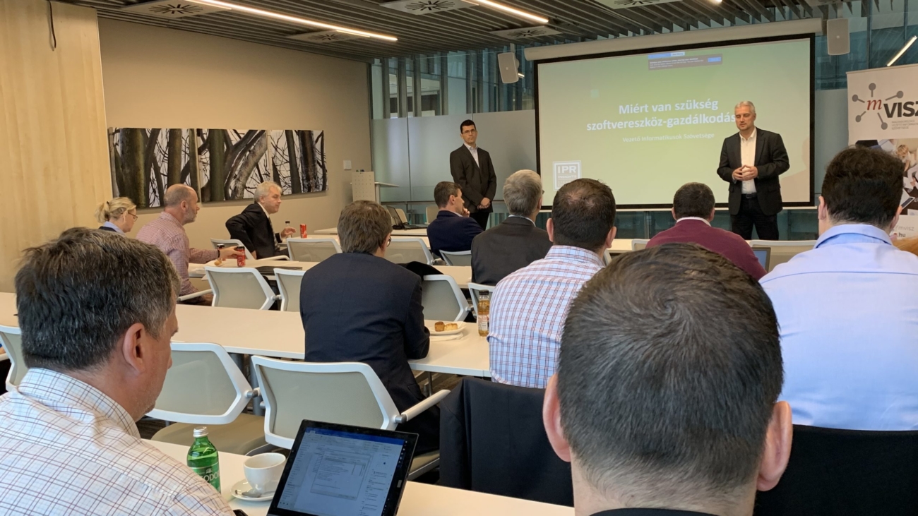 8BB67BF4-65F9-4E63-B305-720B211C0ED6